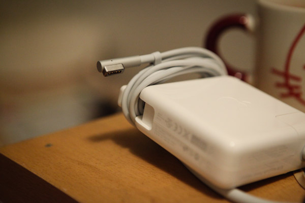 Apple store canada macbook pro charger rockabyefeat sean paul anne marie clean bandit